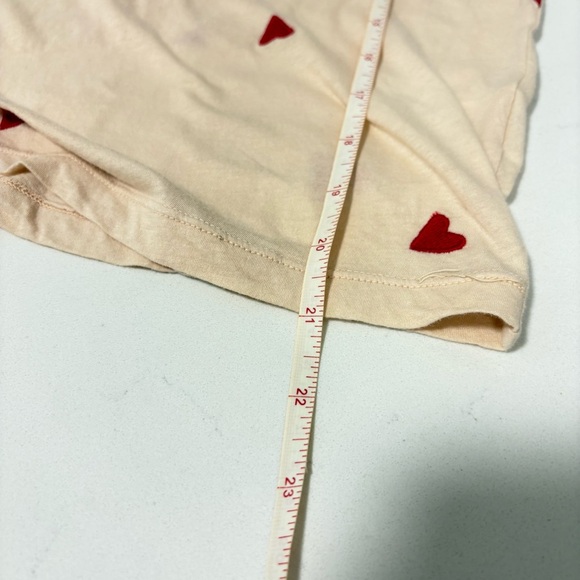 Monrow Embroidered Hearts Soft Baby T-Shirt Pink Red NWT Small - Picture 13 of 13